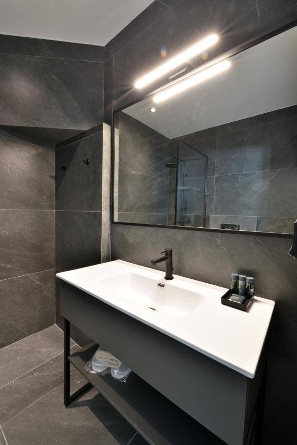 Phaedrus Living City Center Luxury Flat Skoufa เอเธนส์ ภายนอก รูปภาพ
